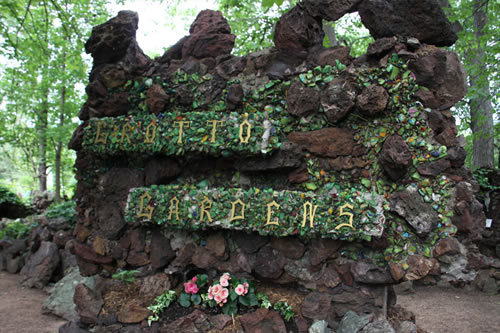 Grotto Gardens Sign built in 1933
