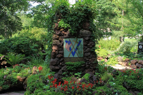 War Memorial built in 1945 in honor of the soldiers of WWII